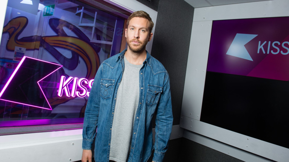 Calvin Harris revela planos de deixar atuações como DJ após os 50 anos