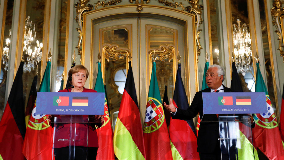 A "alegria" de Merkel ao encontrar um Portugal "otimista"