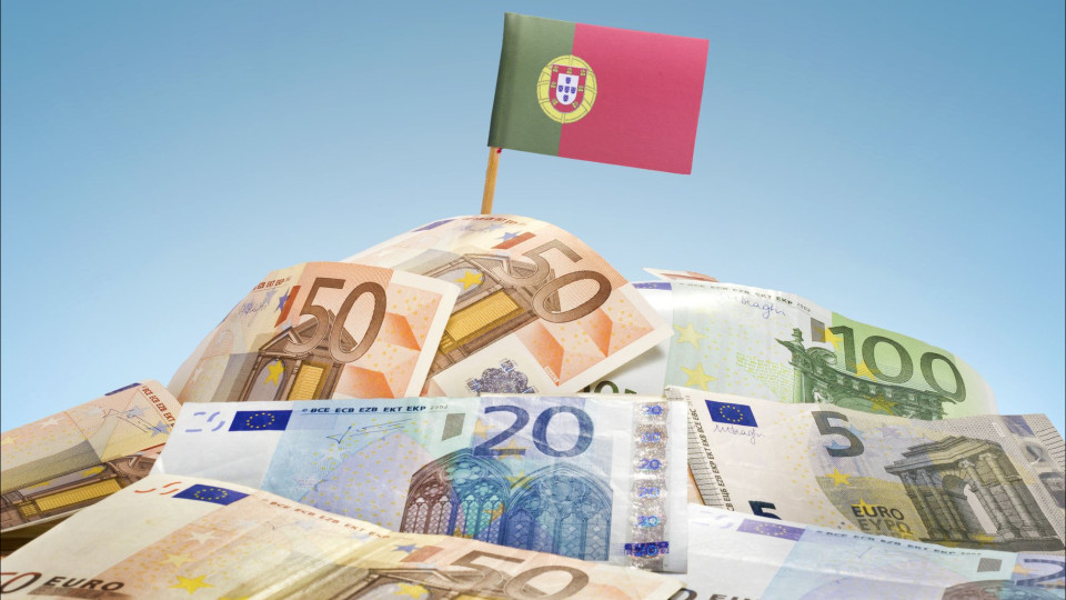Juros da dívida de Portugal sobem a dois, a cinco e a 10 anos