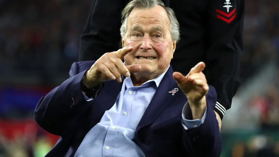 George H. W. Bush é o primeiro ex-presidente dos EUA a chegar aos 94 anos