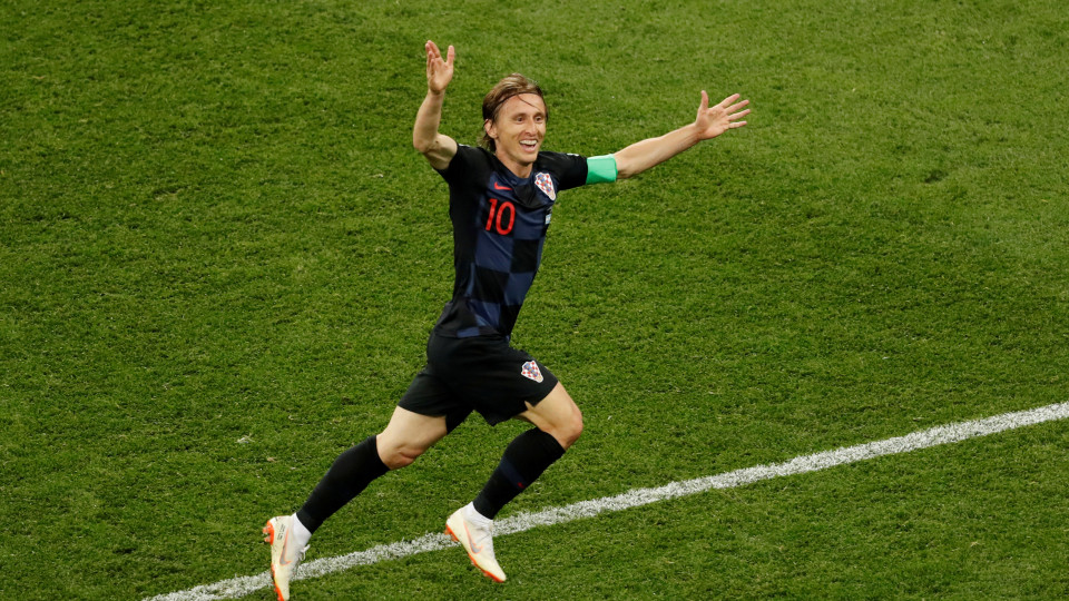 Modric surpreende e vence prémio para melhor jogador do ano da UEFA