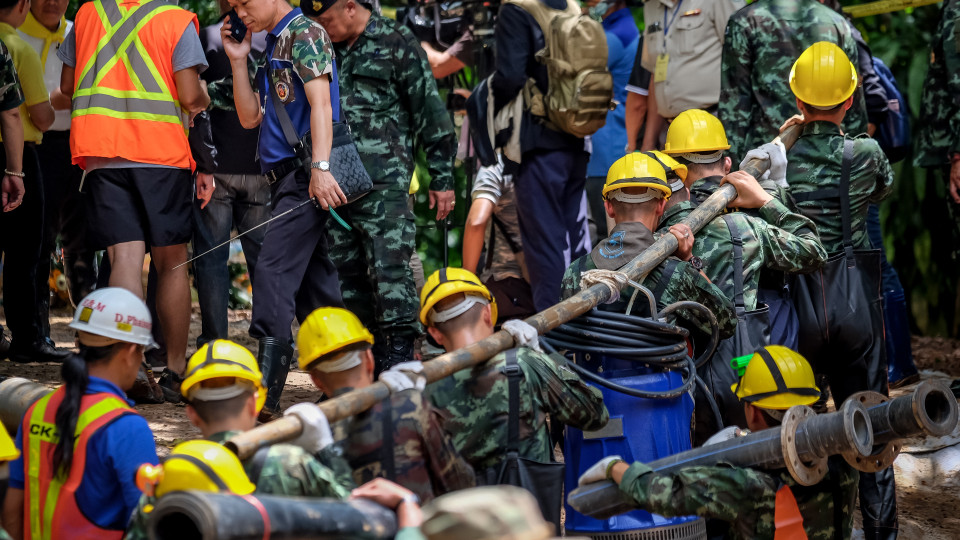 Tailândia: Proximidade de chuvas pressiona operações de resgate de jovens