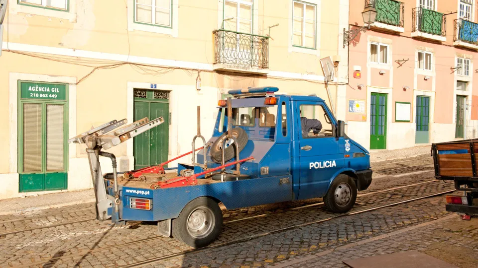 Polícia Municipal de Lisboa já tem parque único para viaturas rebocadas