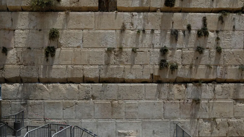 Israel investe 31 milhões para aumentar visitas ao Muro das Lamentações