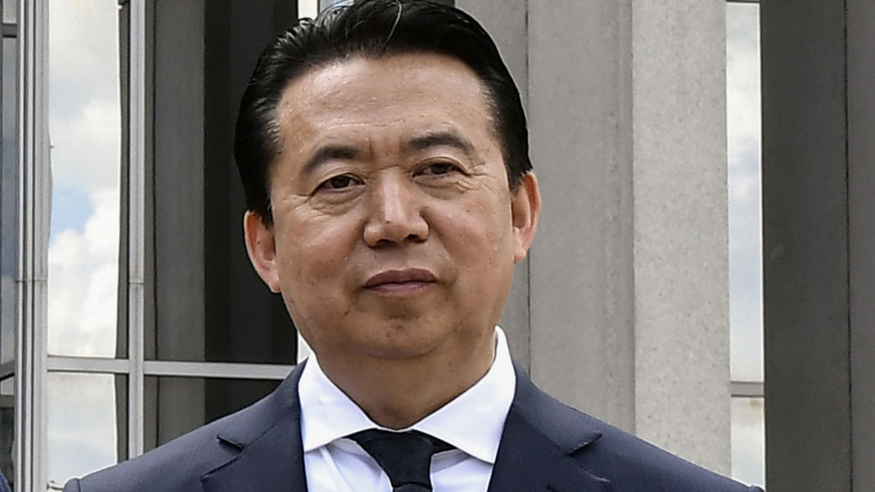 Ex-chefe da Interpol Meng Hongwei admite ter aceitado subornos