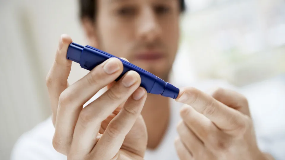 Diabetes de tipo 2: Descubra três sintomas menos comuns (não os ignore)