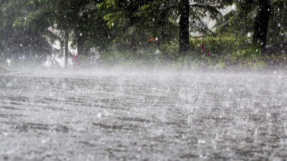 Fortes chuvas põem 18 províncias espanholas em alerta