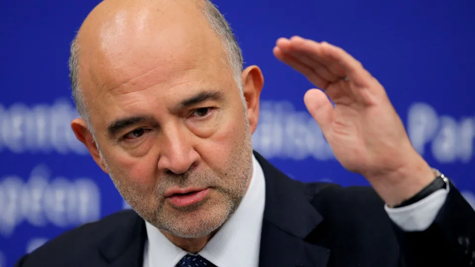 Moscovici diz que Itália tem de fazer "esforços suplementares"