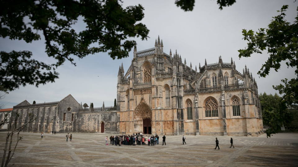 Mosteiro da Batalha encerra dois dias para rodagem de filme da Netflix