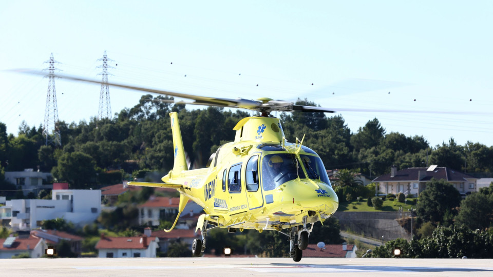 Deputados do PSD/Viseu lamentam deslocalização de helicóptero do INEM