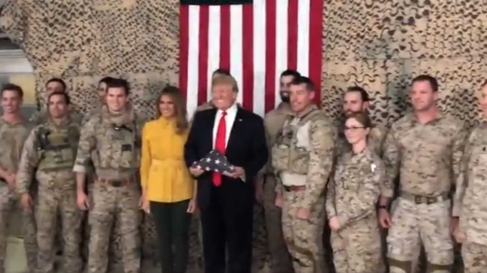 Trump quebra protocolo e revela localização e identidade de tropas