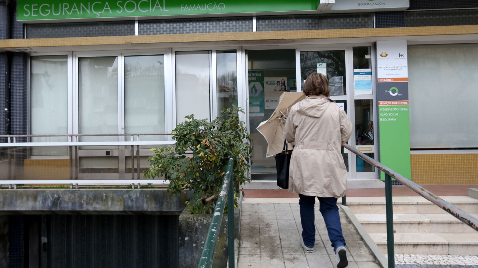 Atenção, recibos verdes. Hoje é o último dia para pagarem contribuição