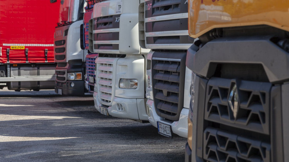 Transportadores moçambicanos bloqueiam fronteira com África do Sul