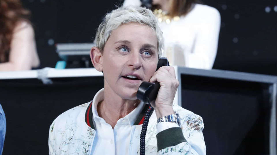 Ellen DeGeneres reclamou da manicure de empregada de mesa