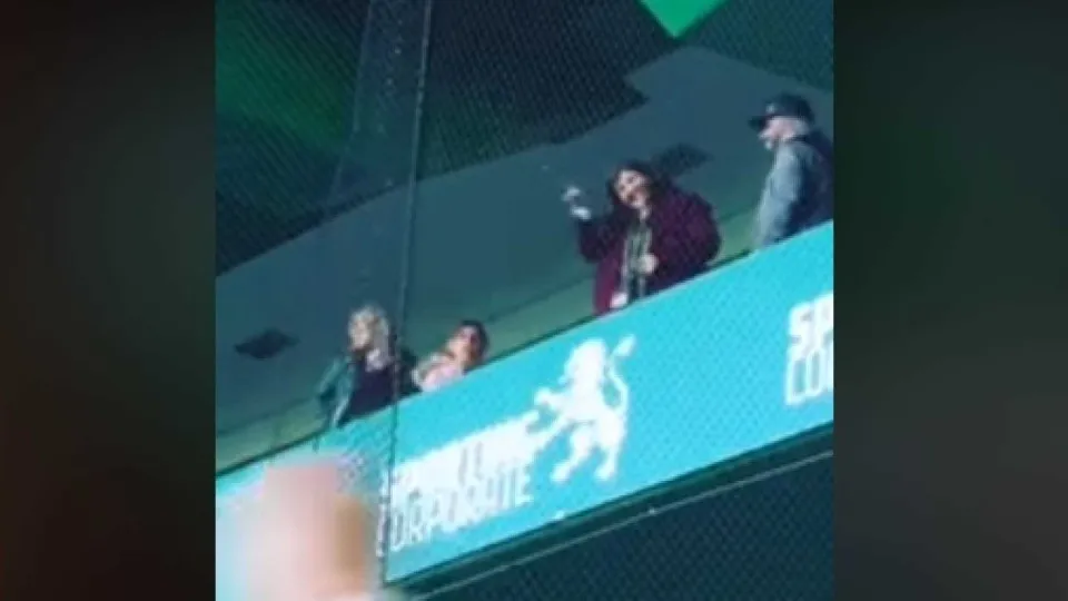 "E a Dolores é do Benfica": O cântico para mãe de CR7 que já é viral