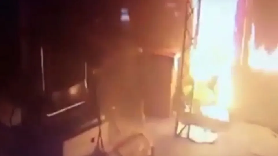 Flamengo: Vídeo mostra adolescentes a escapar de incêndio