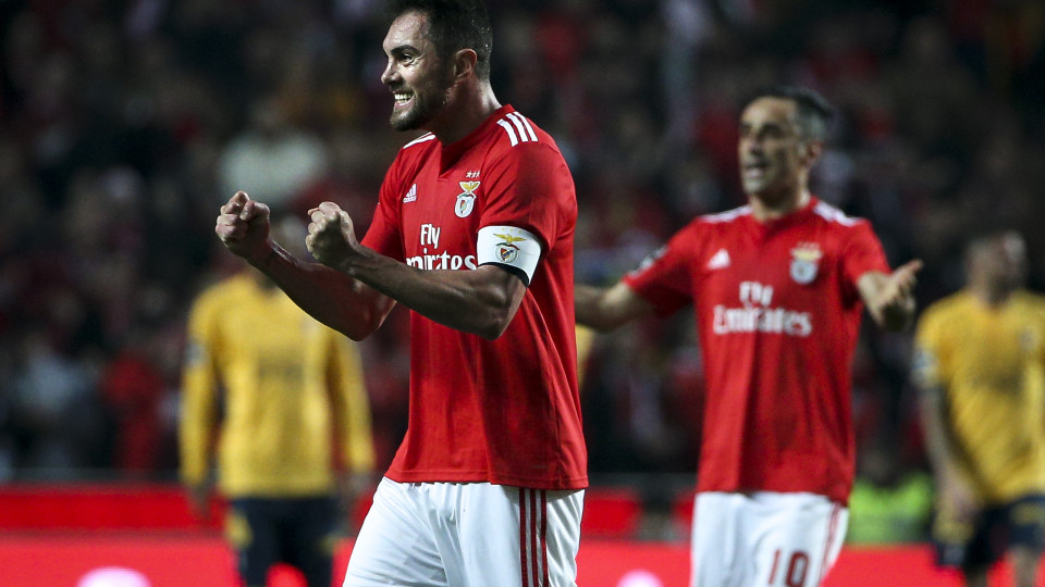 "Estou muito feliz por poder inscrever o nome na história do Benfica"