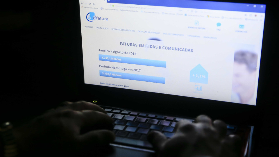 E-fatura com dificuldade de acesso no último dia para validar faturas