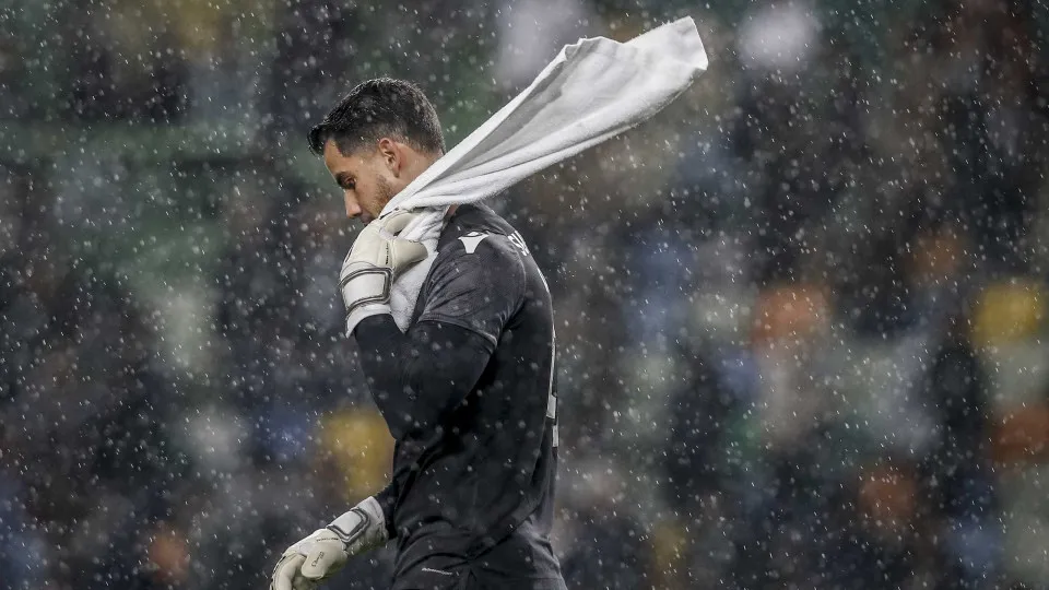 Renan admite deixar Sporting face ao interesse de "gigantes do Brasil"