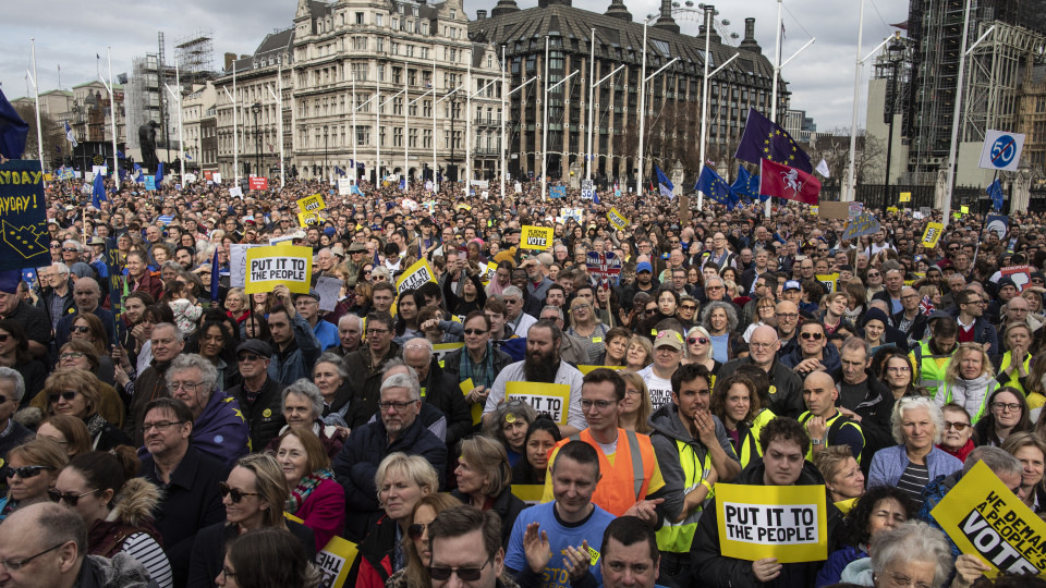 Bruxelas tomou nota das "imagens reveladoras" da manifestação de Londres