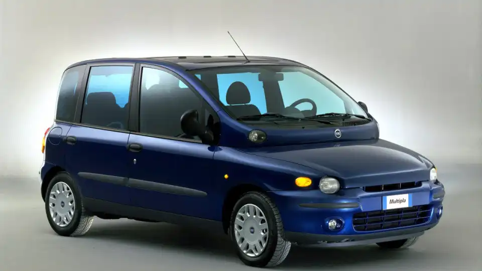 Não é produzido há 14 anos, mas Fiat Multipla foi vendido com 0 km