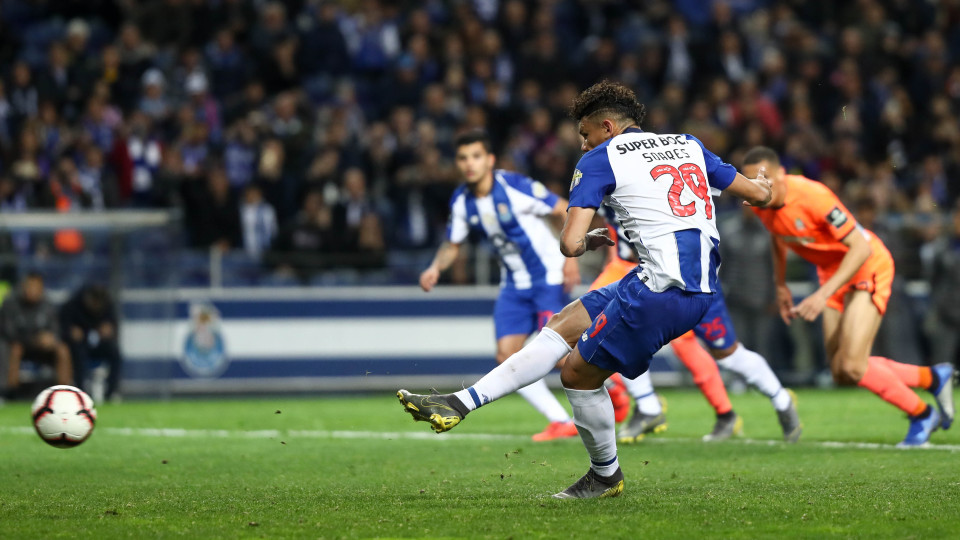 FC Porto destruiu o 'xadrez 112' e deixou os reds em alerta