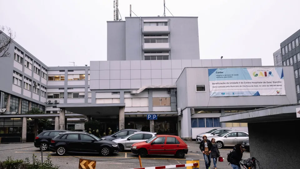 Hospital de Gaia diz ter passado 47 enfermeiros para contrato sem termo