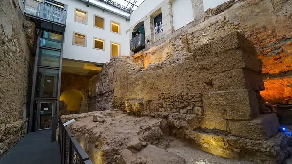 Museu de Lisboa lembra José Cardoso Pires com imagens de Manuel Mozos