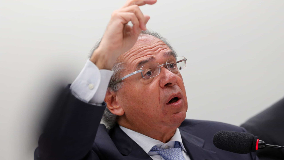 Brasil: Oposição pede que MP investigue offshores de ministro da Economia