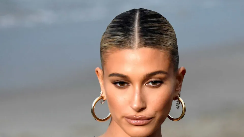 Hailey Baldwin: As cirurgias plásticas que a manequim fez à cara