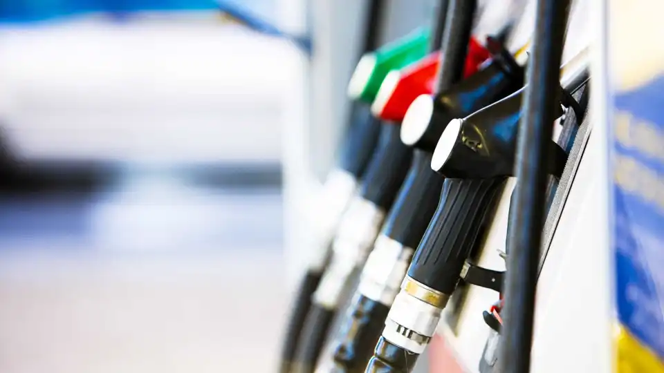 Quantos postos é que já não têm gasolina e gasóleo para vender?