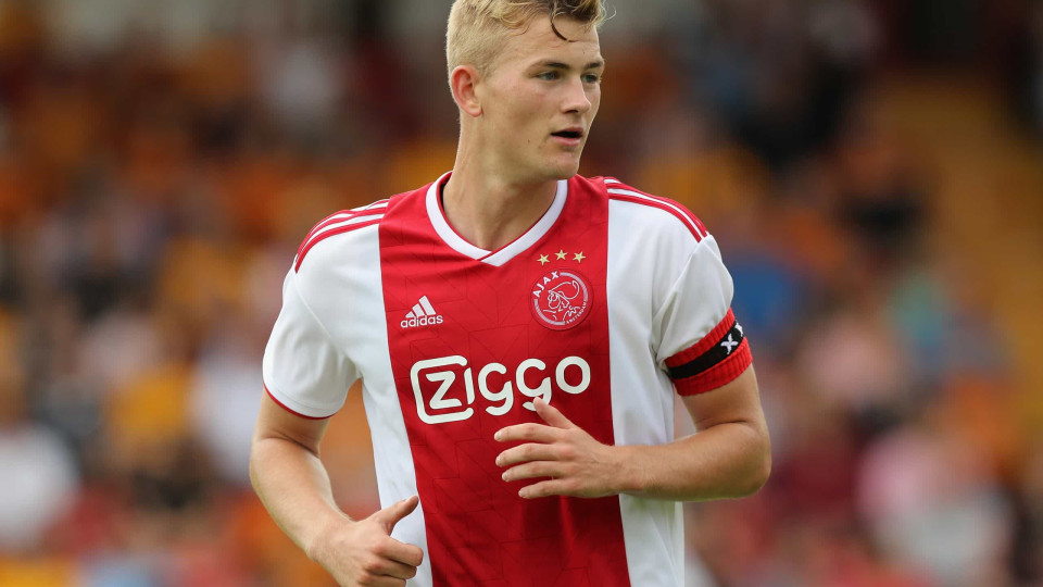 Fechado? Diretor desportivo do Ajax confirma De Ligt na Juventus