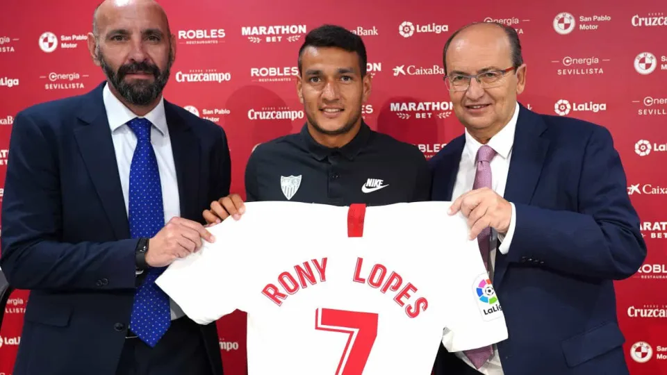 Rony Lopes: Custou 25 milhões de euros e soma apenas 21 minutos na Liga