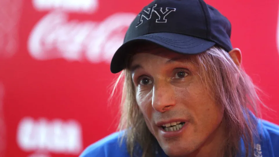 Revelação: "Caniggia está com uma prostituta que o droga todo o dia"