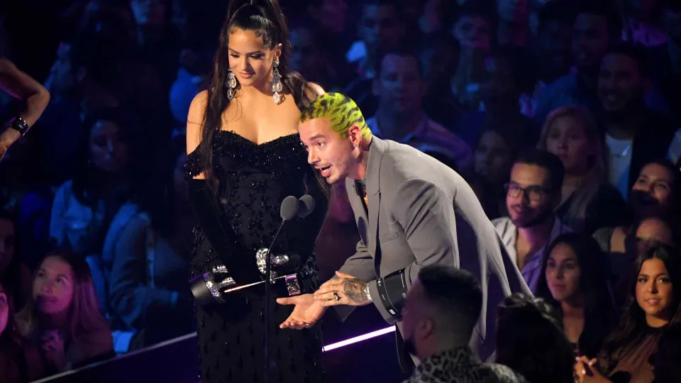 J Balvin aproveitou palco dos MTV VMA para fazer apelo pela Amazónia