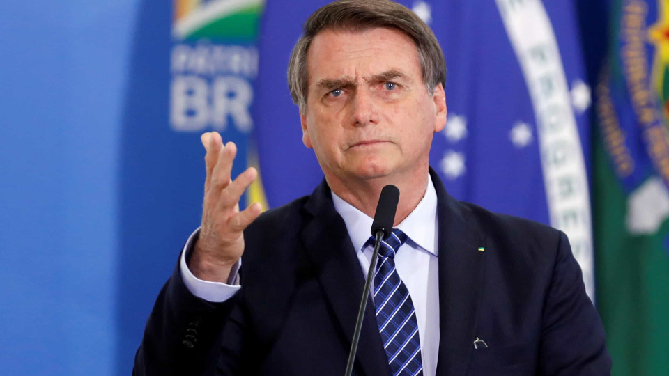Bolsonaro sob pressão antes da cimeira do clima