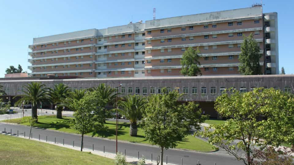 Covid-19. Hospital Garcia de Orta com taxa de ocupação de 309%