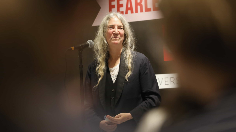 Hospitalizada em Itália, Patti Smith forçada a cancelar espetáculo