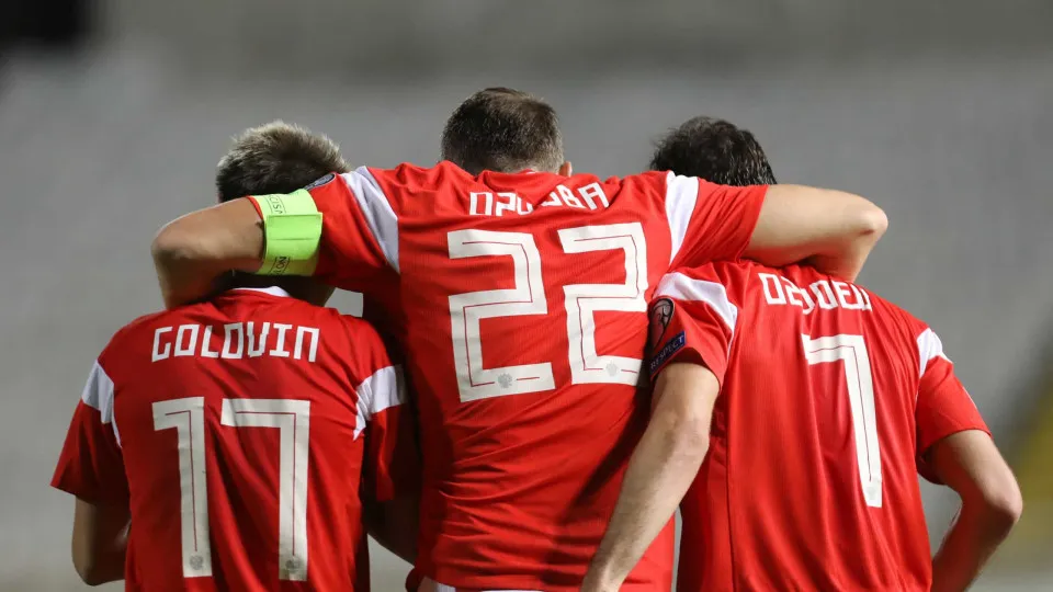 Venha de lá a 'matrioska': Há mais um país qualificado para o Euro-2020