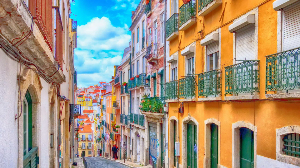 Portugal entre países europeus onde turismo mais cai em 2020