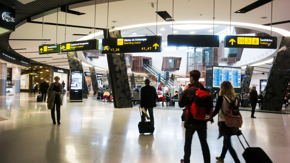 Novo aeroporto: As opções viáveis, as que 'caíram' e a "inveja" de Costa
