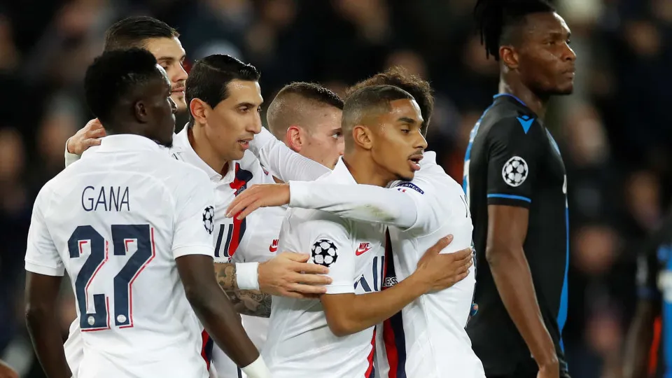 Golo solitário de Icardi coloca PSG nos 'oitavos' da Champions