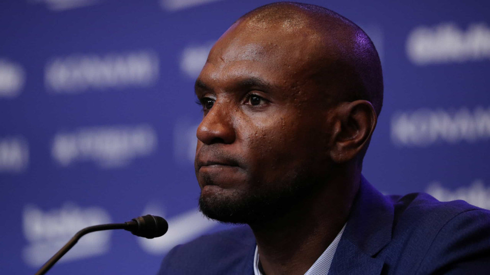 Renovação à vista? Abidal confirma "conversações" entre Barça e Messi