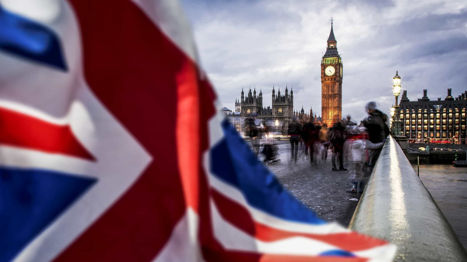 PIB do Reino Unido cresce 0,1% e fica 1,5% acima do nível pré-pandemia