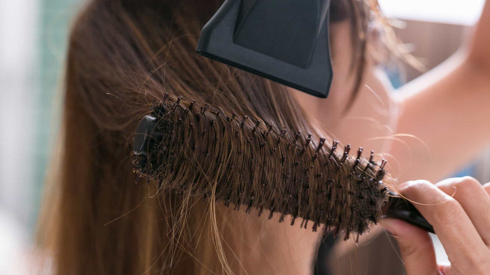 Atenção a este secador de cabelo. É perigoso, avisa a DECO