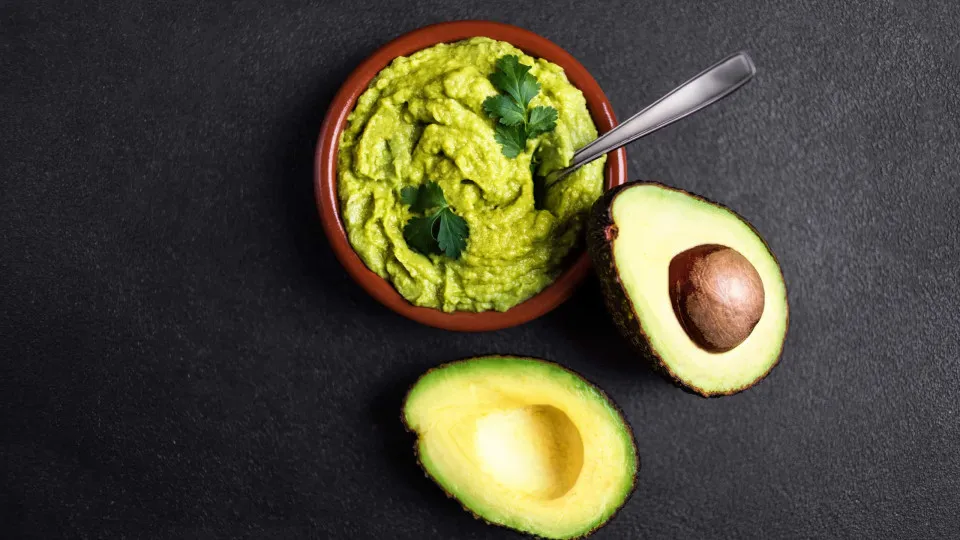 Snack saudável e delicioso: Aprenda a fazer guacamole