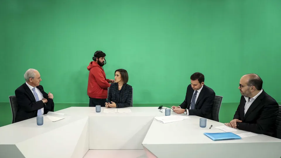 Rio diz que não é "bazófias" mas está "convencido" que ganha Diretas