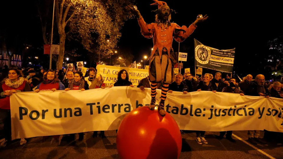 COP25: Ecologistas acusam polícia de travar manifestação
