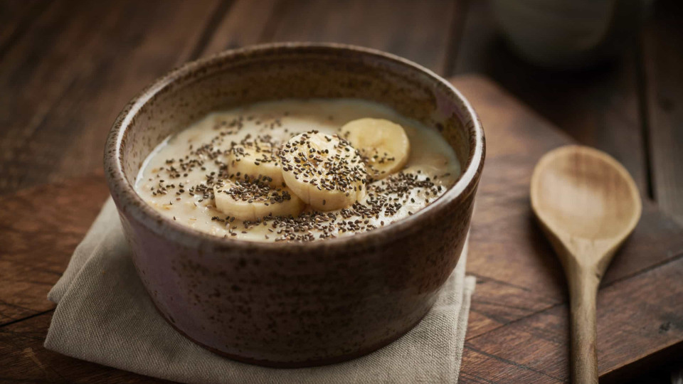 Por que deve polvilhar sementes de chia nas refeições?