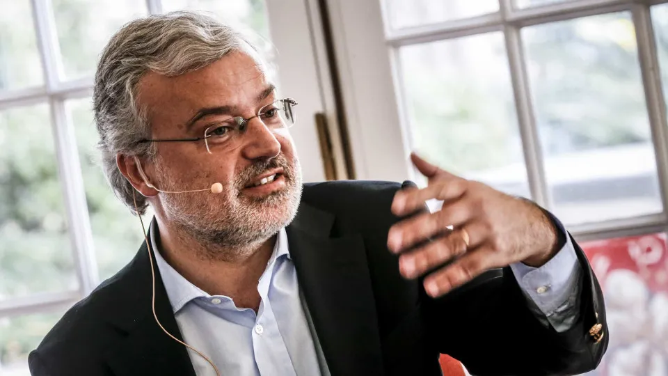 António José Teixeira